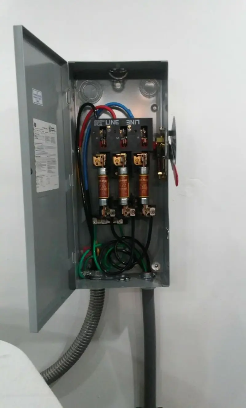 Three-phase disconnect switch installed for Electrical Wiring & Rewiring in Ingleside